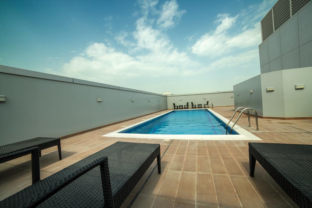 Golden Rose Luxury Suites Manama Exterior foto
